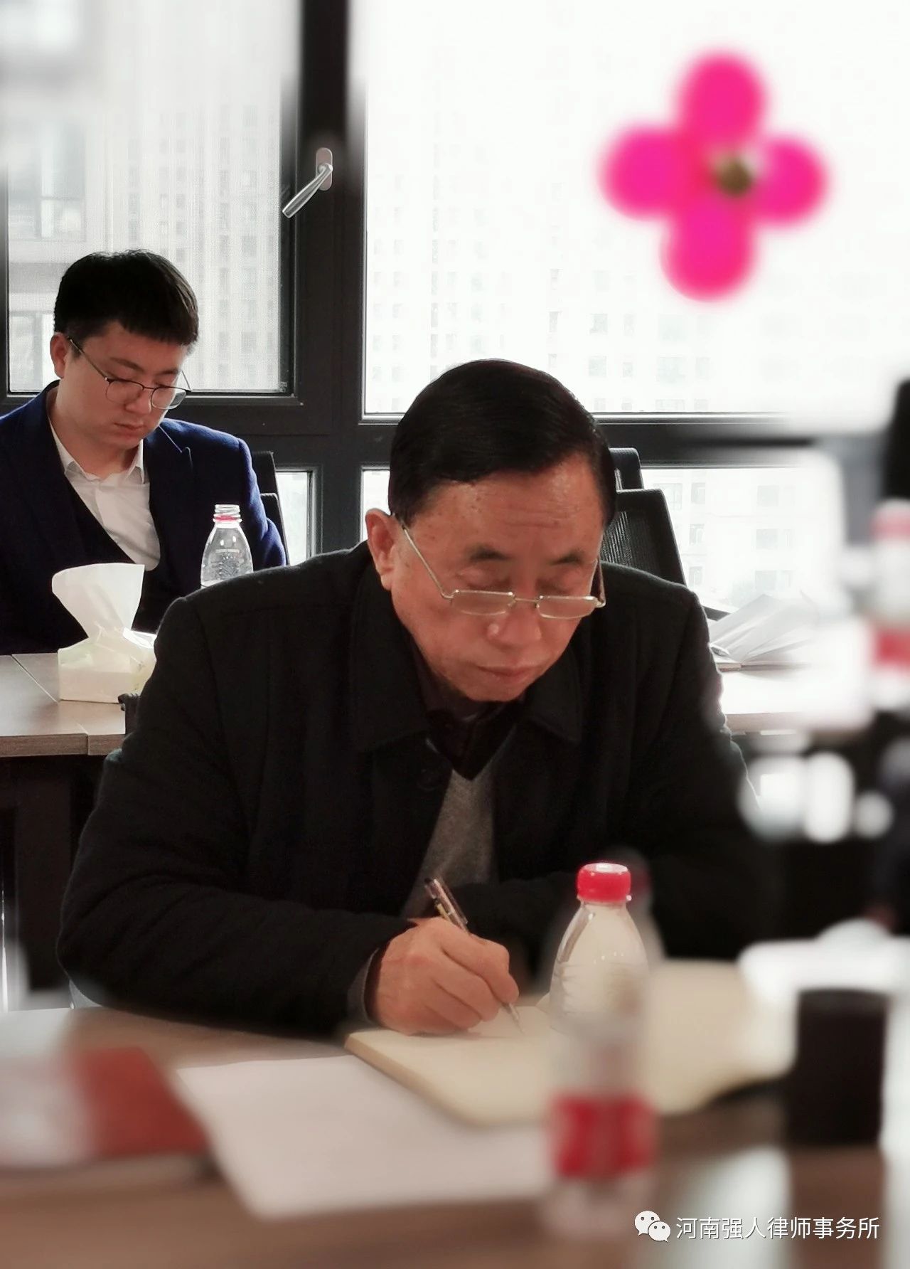 团结一致 勇创辉煌|河南强人律师事务所召开2020年度总结暨优秀律师表彰会(图11)